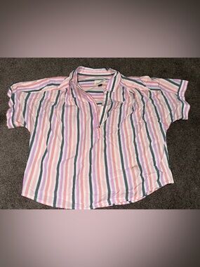Universal Thread Pink, White & Gray Striped Short Sleeve Blouse